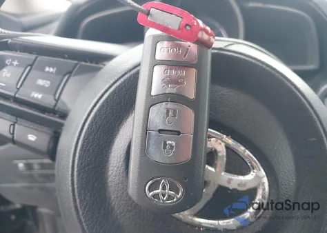 2019 Toyota Yaris Le from USA, damaged, VIN 3MYDLBYV6KY504230